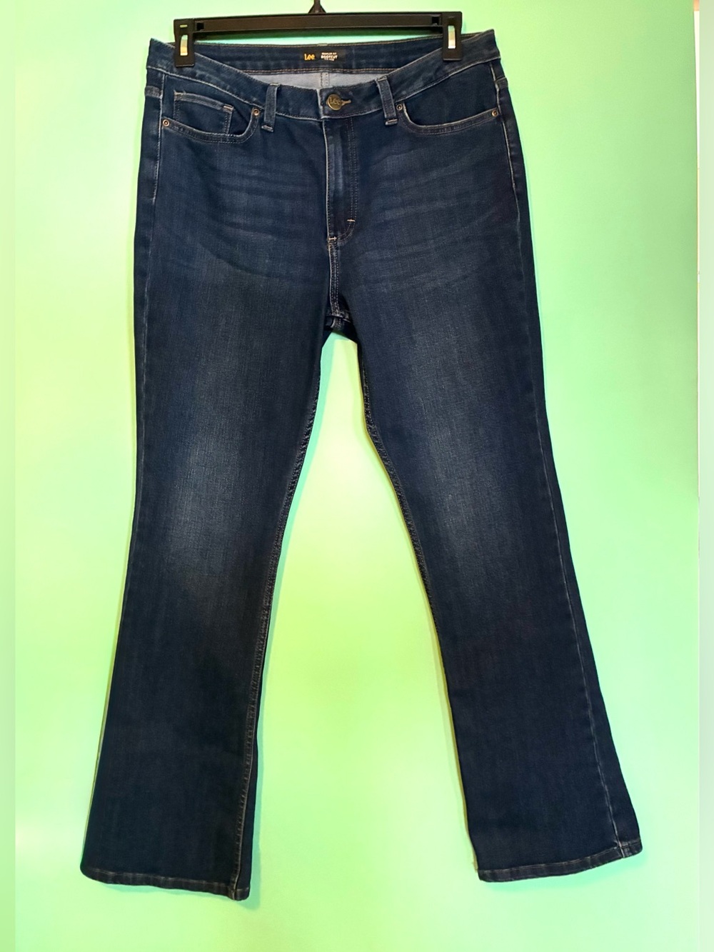 Women’s Lee Bootcut Legendary Jeans - Picture 9 of 14